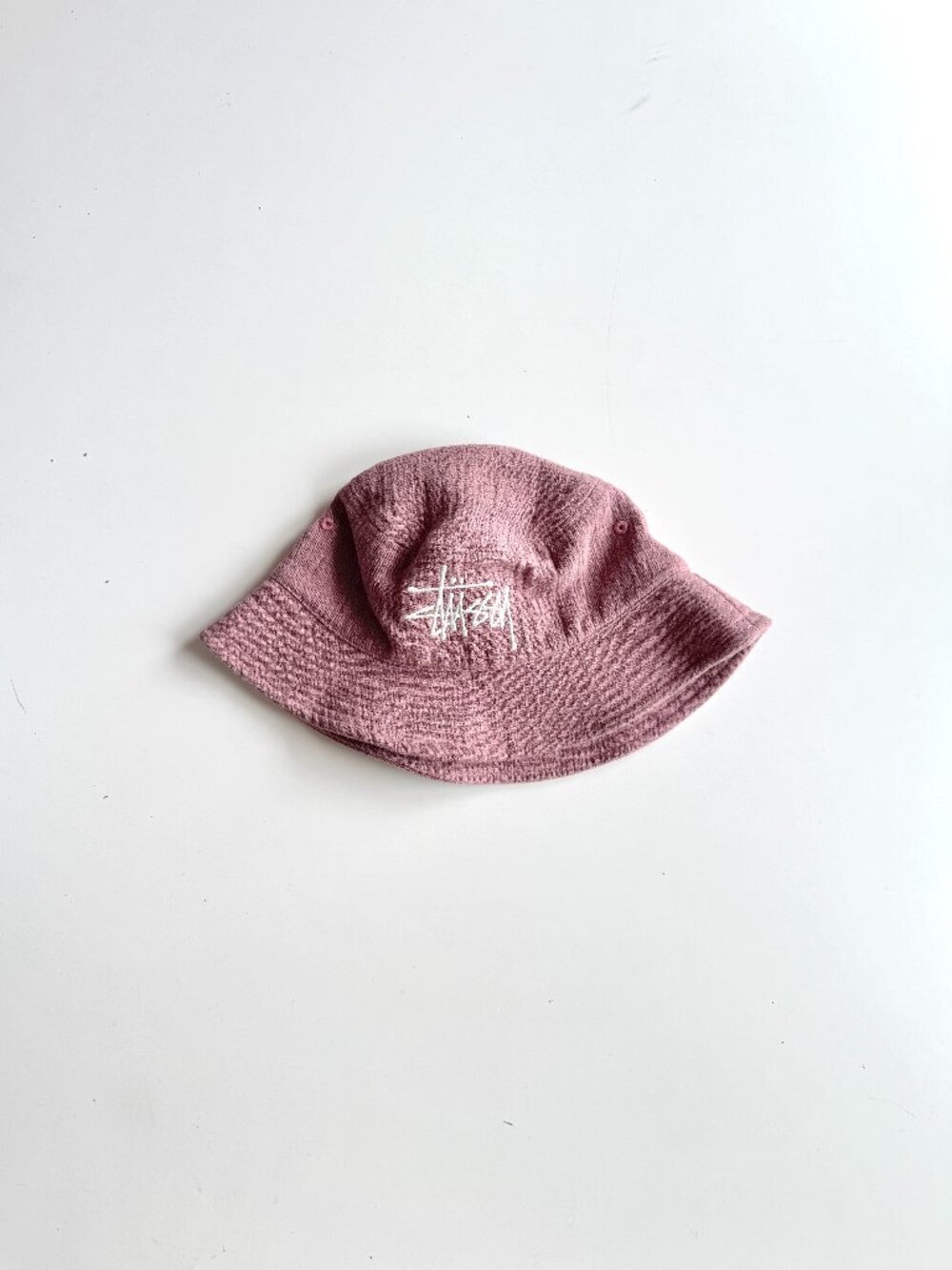 STUSSY Mauve Purple Cotton Gauze Embroidered Big Logo Bucket Hat, Size S/MDESCRI